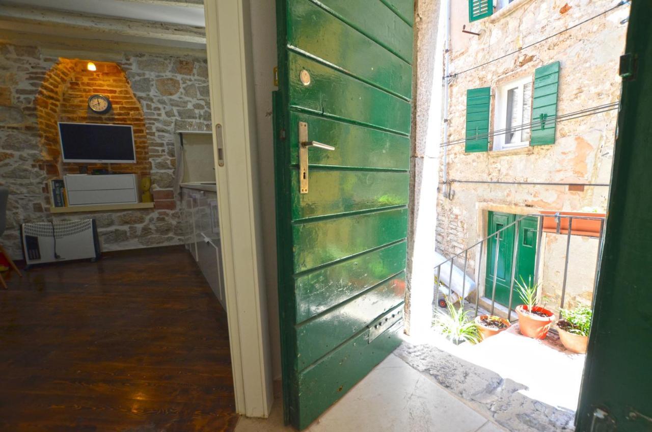Pisinium Apartment Rovinj Extérieur photo